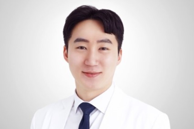 허리 통증, 단순 근육통 아닐 수 있다…디스크로 악화되는 경고 신호